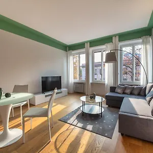 Apartment Santa Sofia, Milan